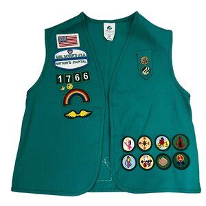 Girl Scouts USA Junior Vest With Patches Medium Nation's Capital Insignia